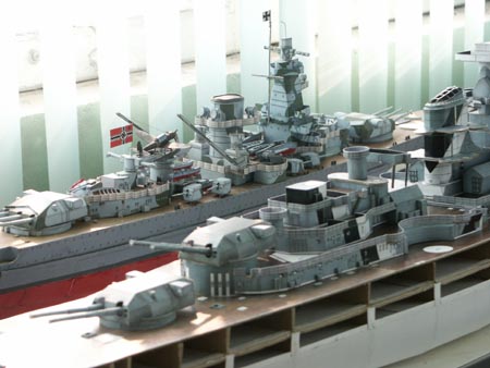  Graf Spee  Bismarck  GPM   